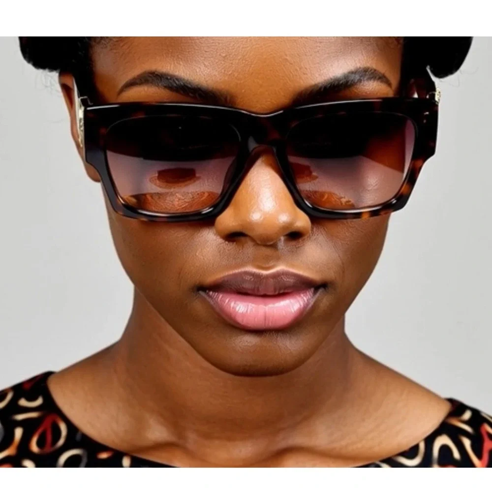 Tortoise Women Sunglasses Gold Gradient‎ Lens Square Frame Fashion Shades Lentes